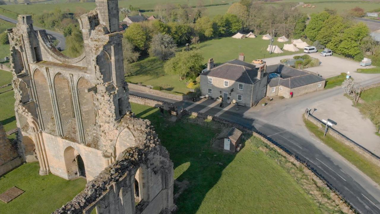 Byland Abbey InnCoxwold エクステリア 写真